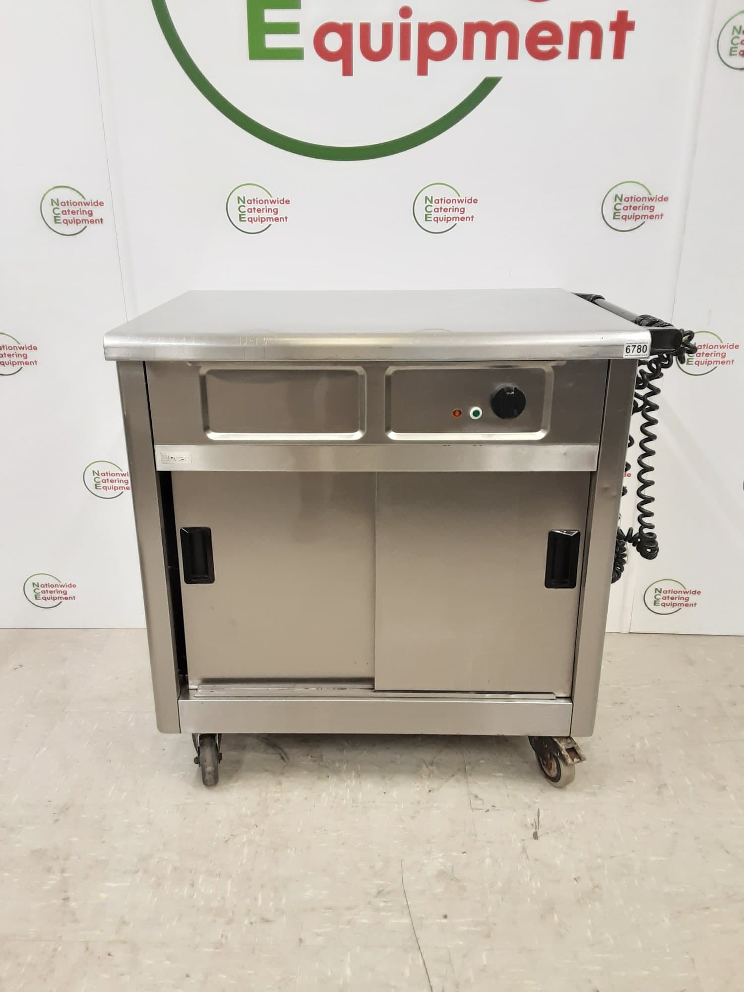 Lincat Mobile Electric (13amp) Hotcupboard, Model-GM2