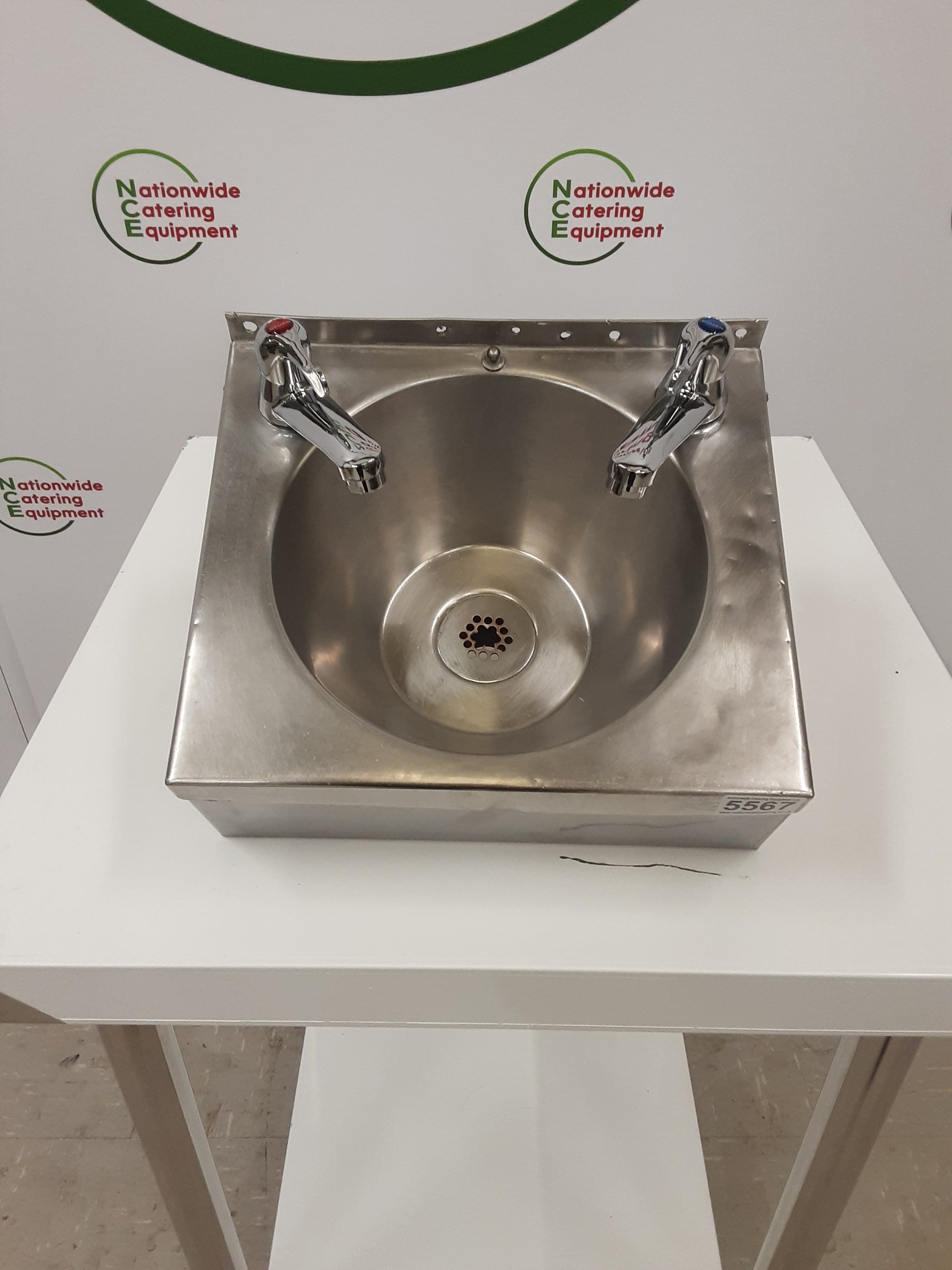Stainless Steel Wash Hand Basin With New Lever Taps (NCE5567) — image 2