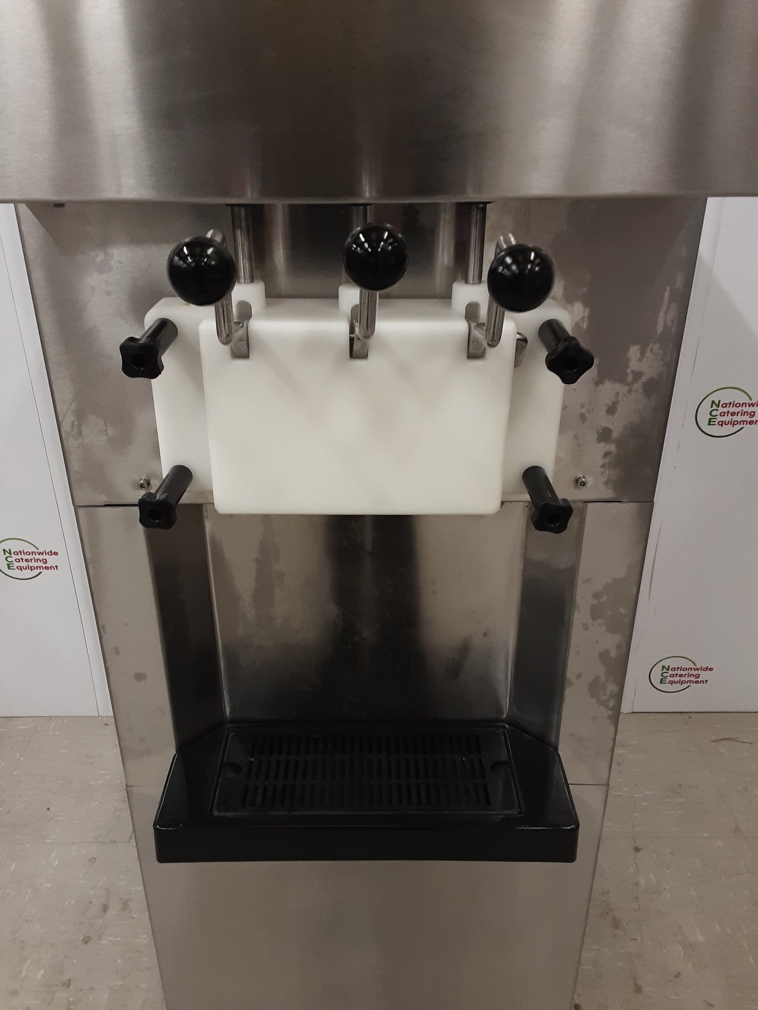 Devi Soft-Serve Icecream Machine, 3ph/16amp, Model- SOFT103/BM/GF (NCE5791) — image 5