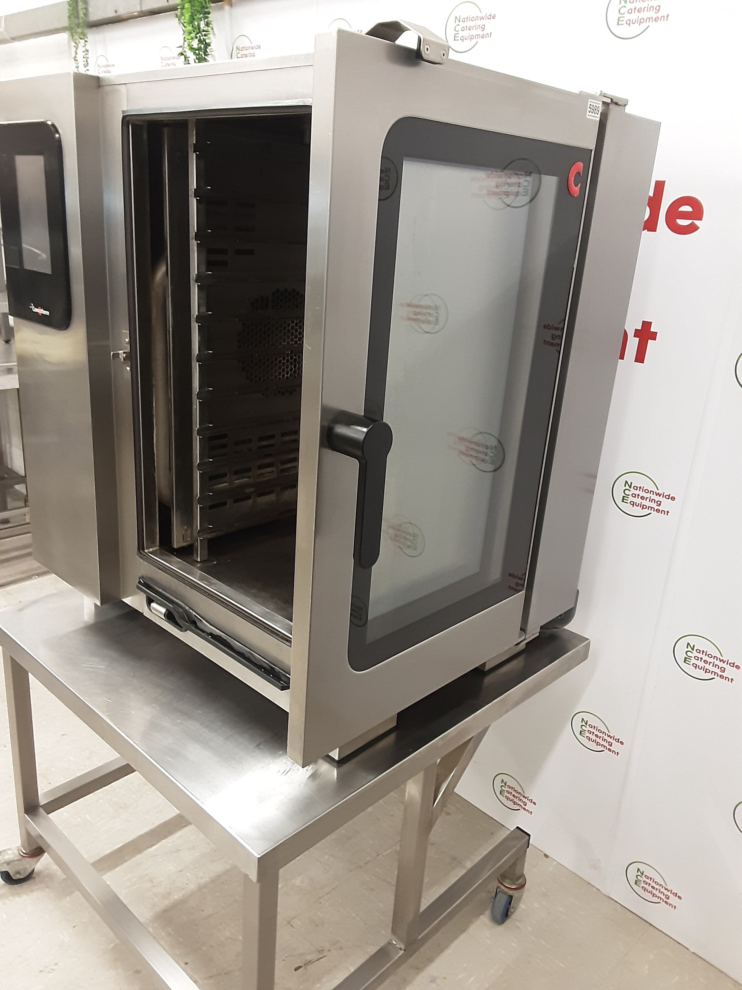Convotherm 10 Grid Natural Gas Combi Oven On Stand/Trolley. Model- C4eT10.10 (NCE5989) — image 5