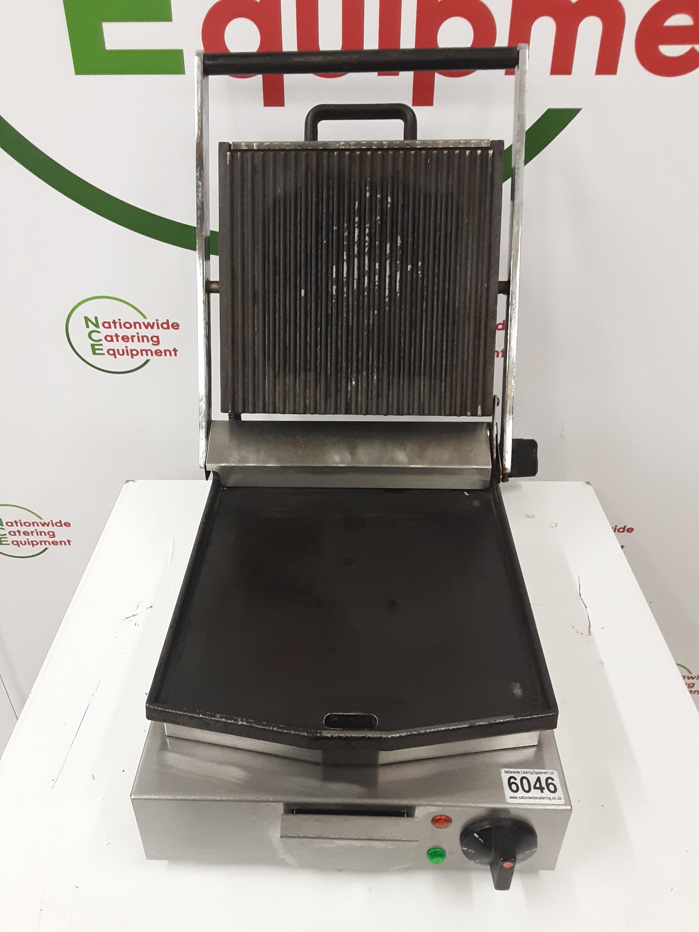 Lincat Lynx 400 Single Contact/Panini Grill, Model- LCG (NCE6046) — image 5