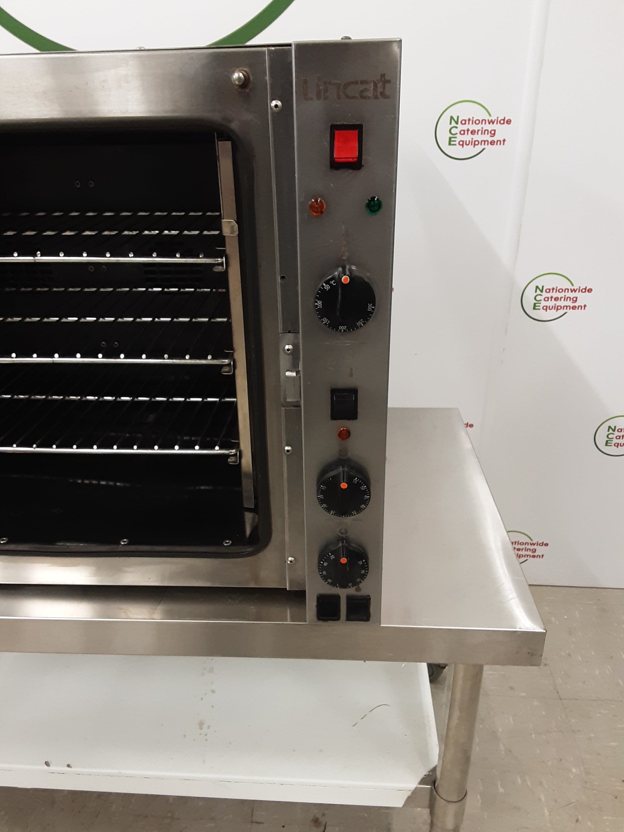 Lincat Tabletop 13amp Electric Convection Oven, Model-EC08 (NCE6124) — image 6