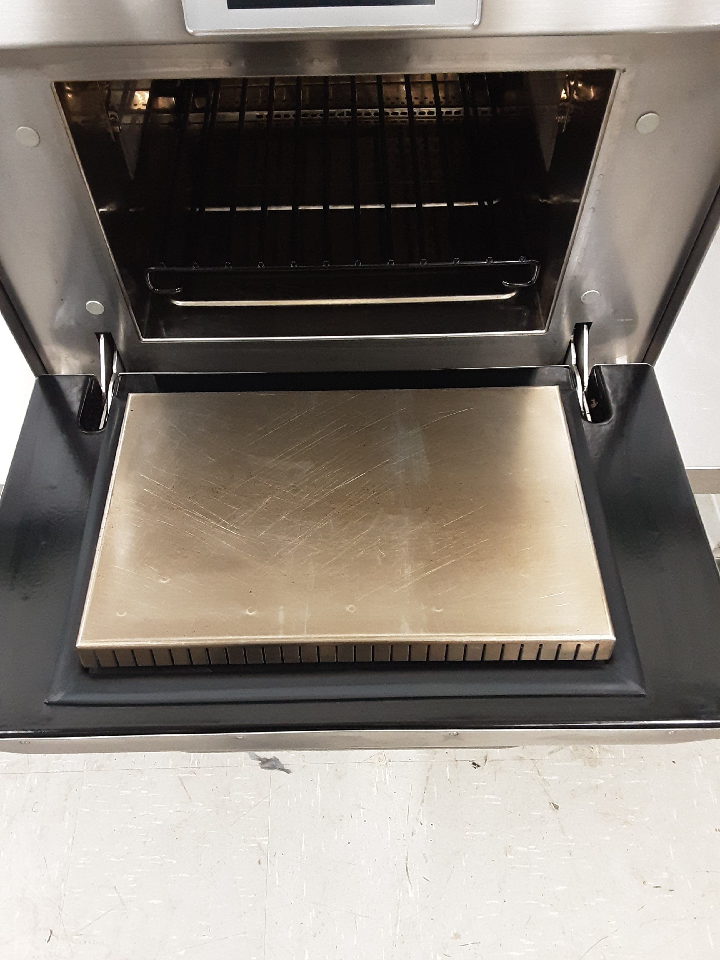 Merrychef E4S High Speed Oven, 32amp 3phase (NCE6132) — image 5