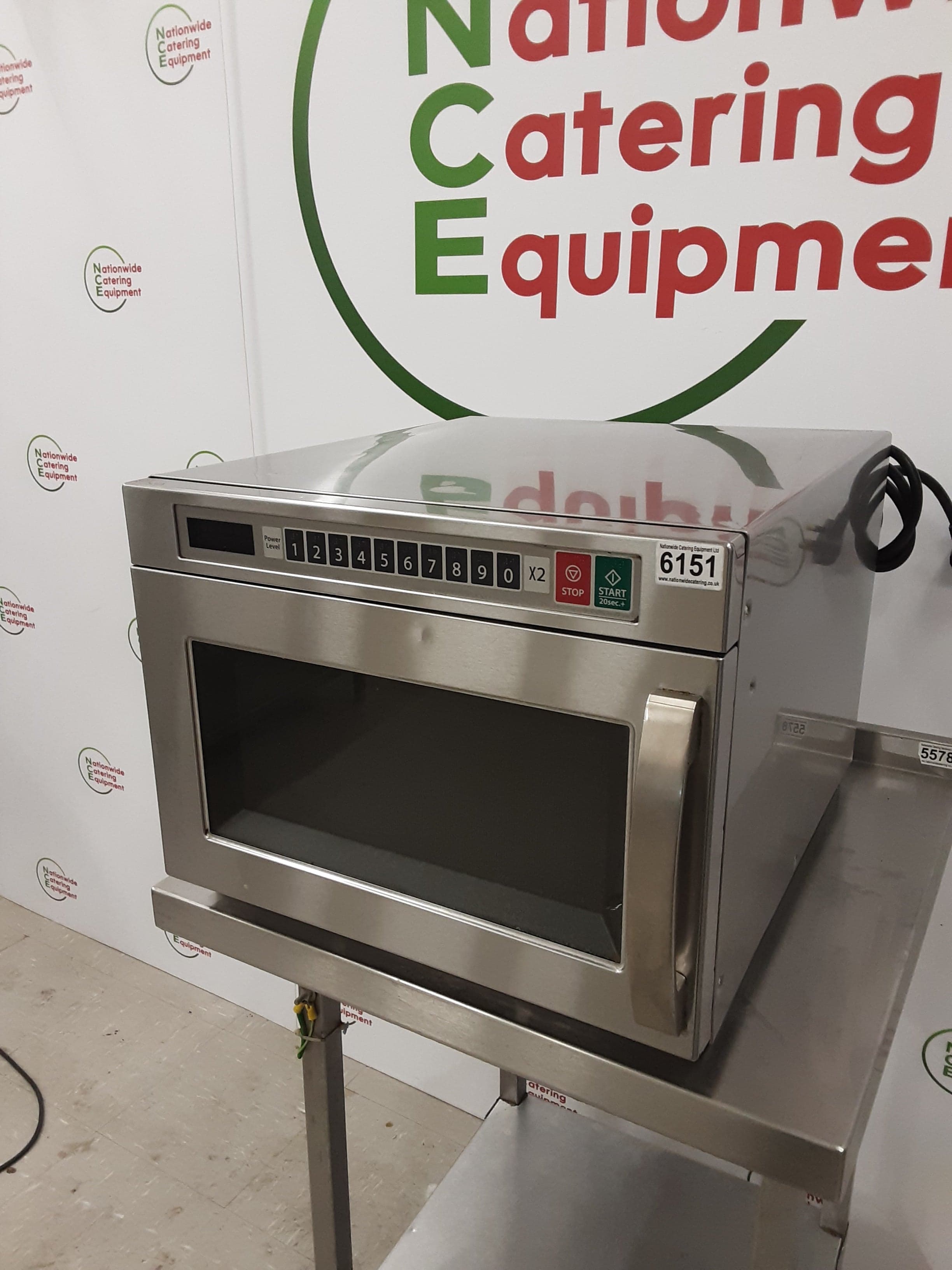 Daewoo 1850w Microwave, Model- KOM-9F85 (NCE6151) — image 3