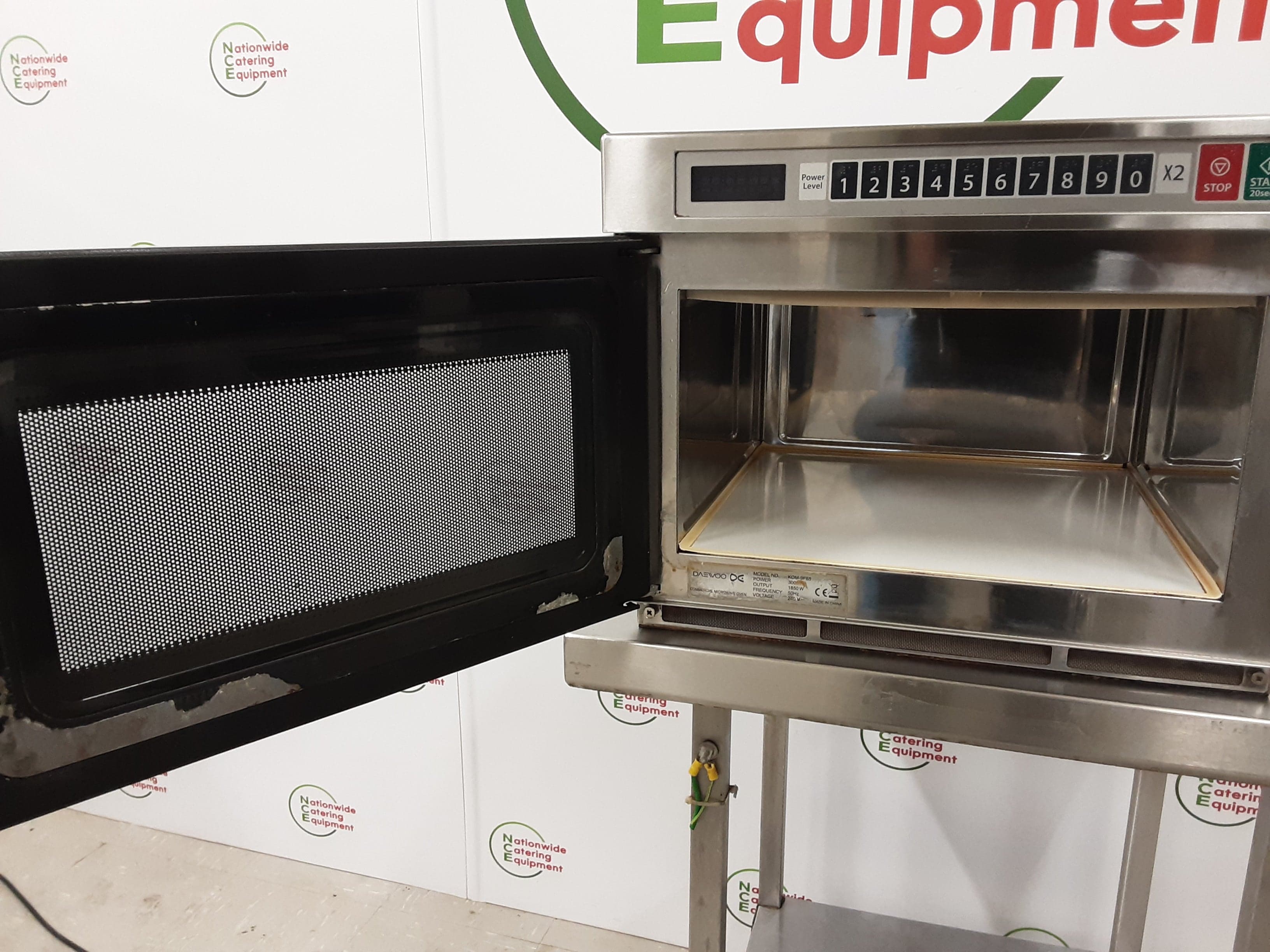 Daewoo 1850w Microwave, Model- KOM-9F85 (NCE6151) — image 5