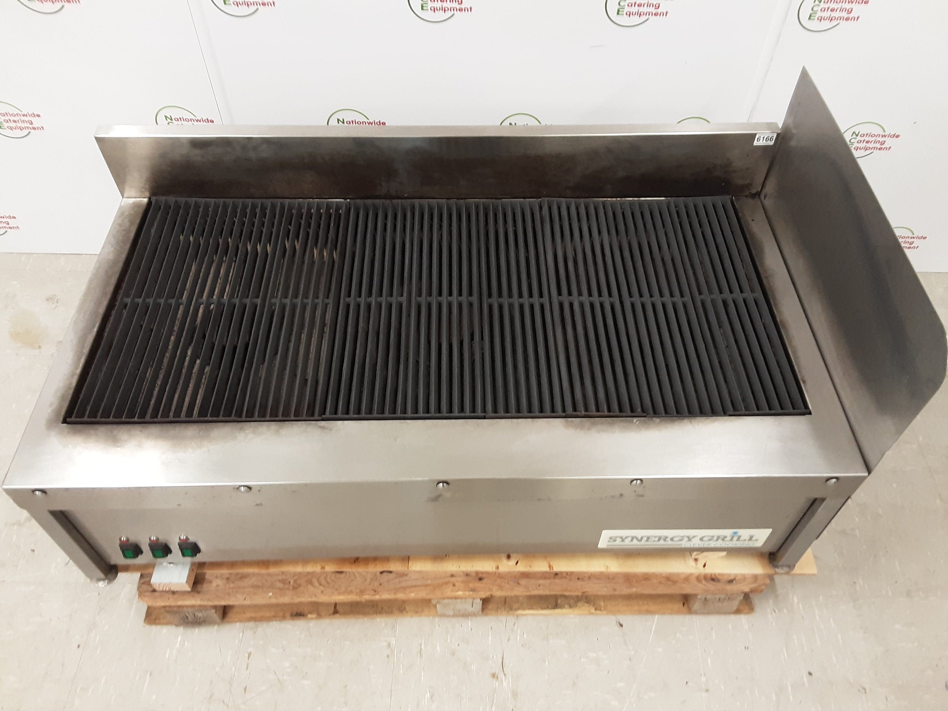 Synergy 130cm/Three Burner Tabletop Chargrill, Natural Gas (NCE6166) — image 2