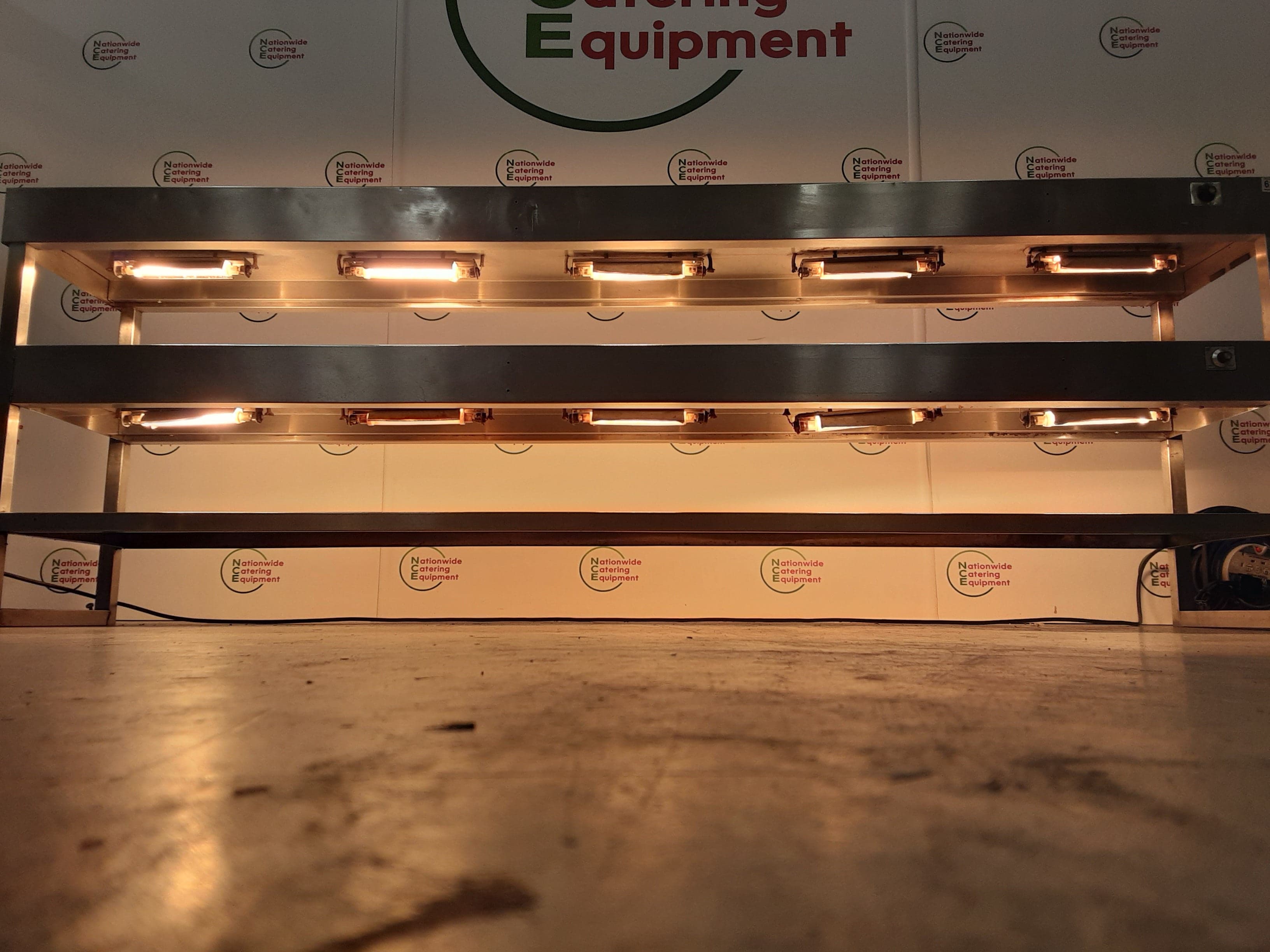 Stainless Steel Tabletop Three Tier (Two Heated) Gantry, 216cm, 13amp (NCE6257) — image 5
