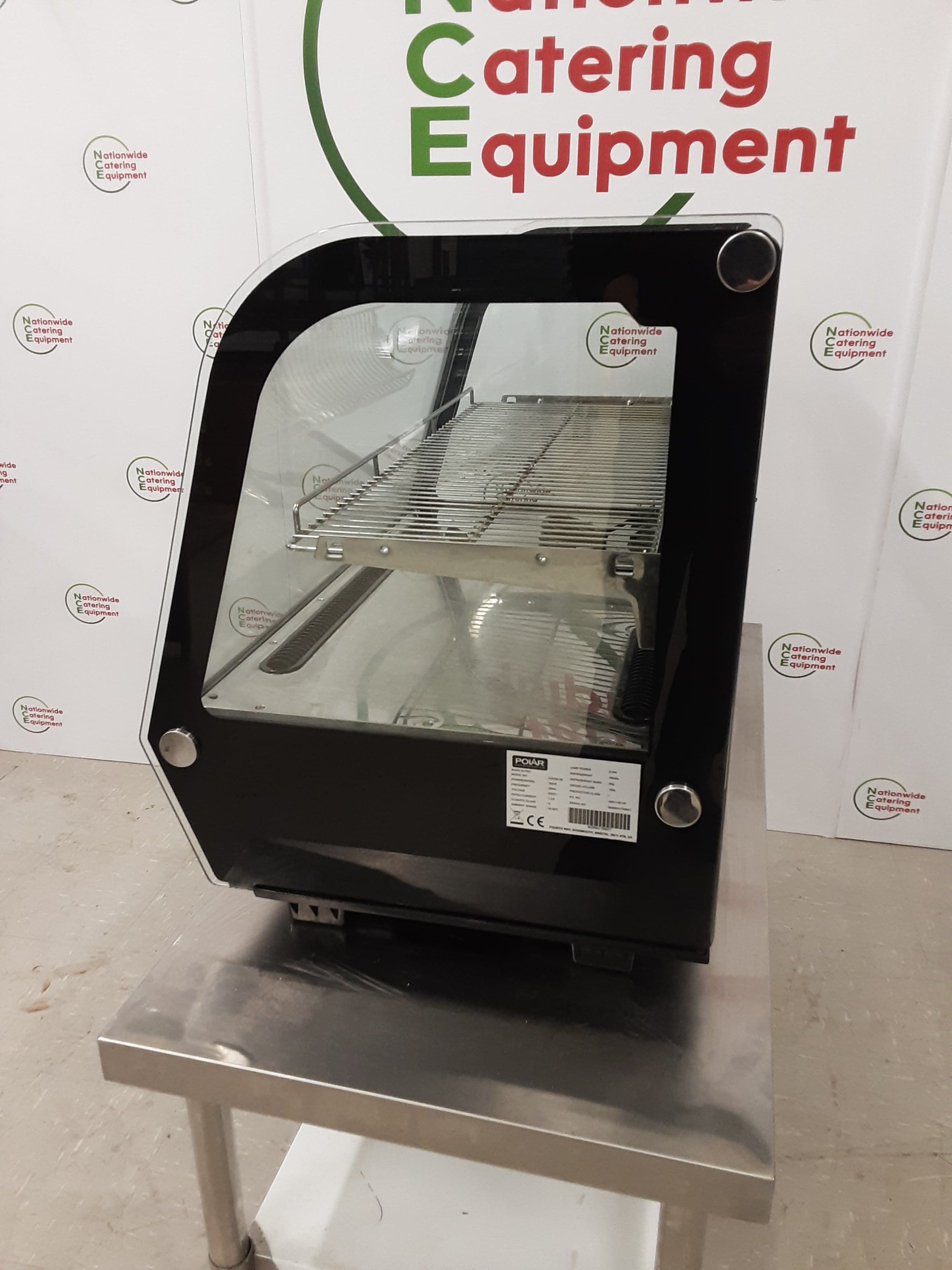 Polar G-Series Tabletop Display Fridge — image 4