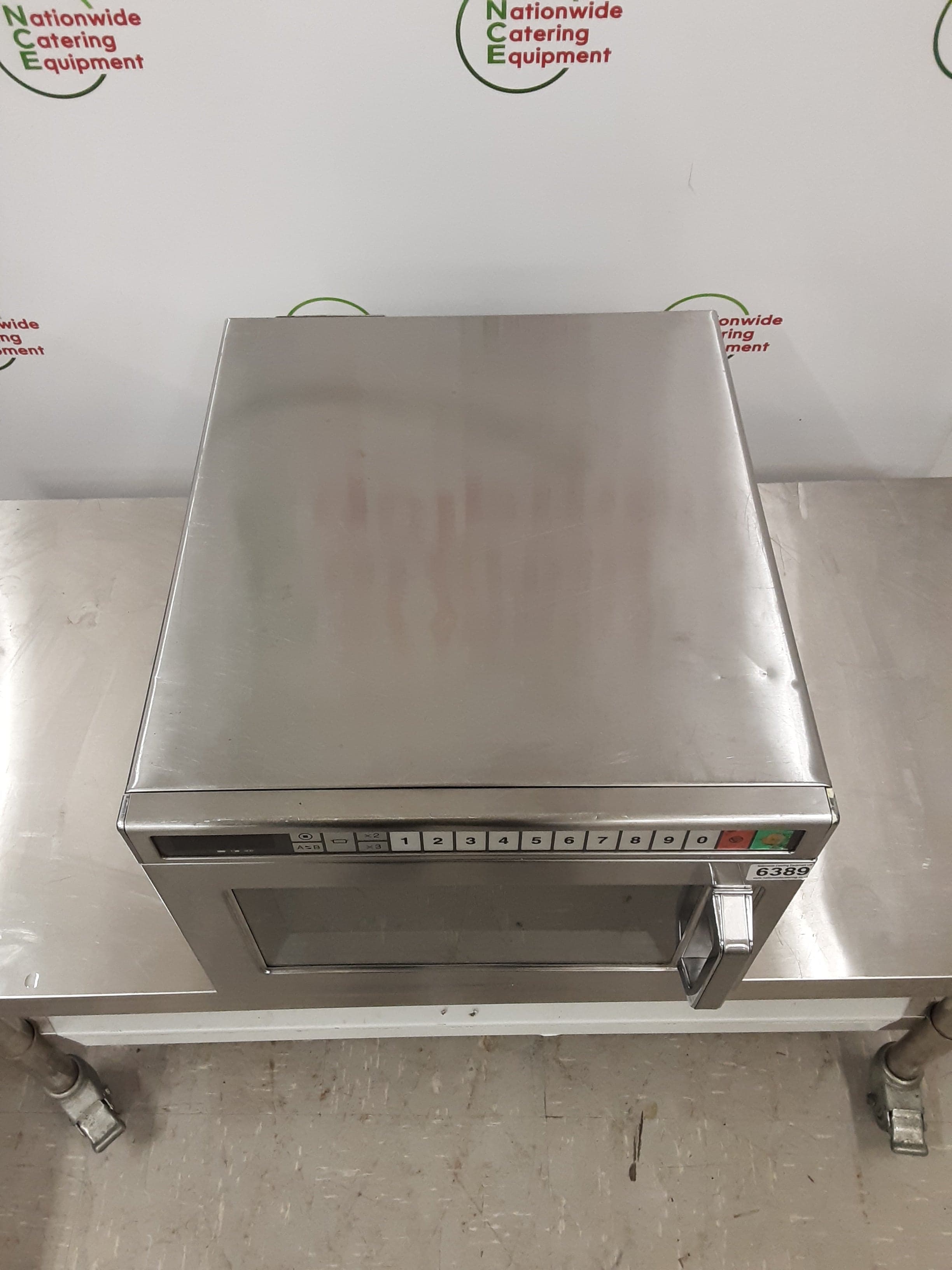 Panasonic 1800w Microwave — image 4