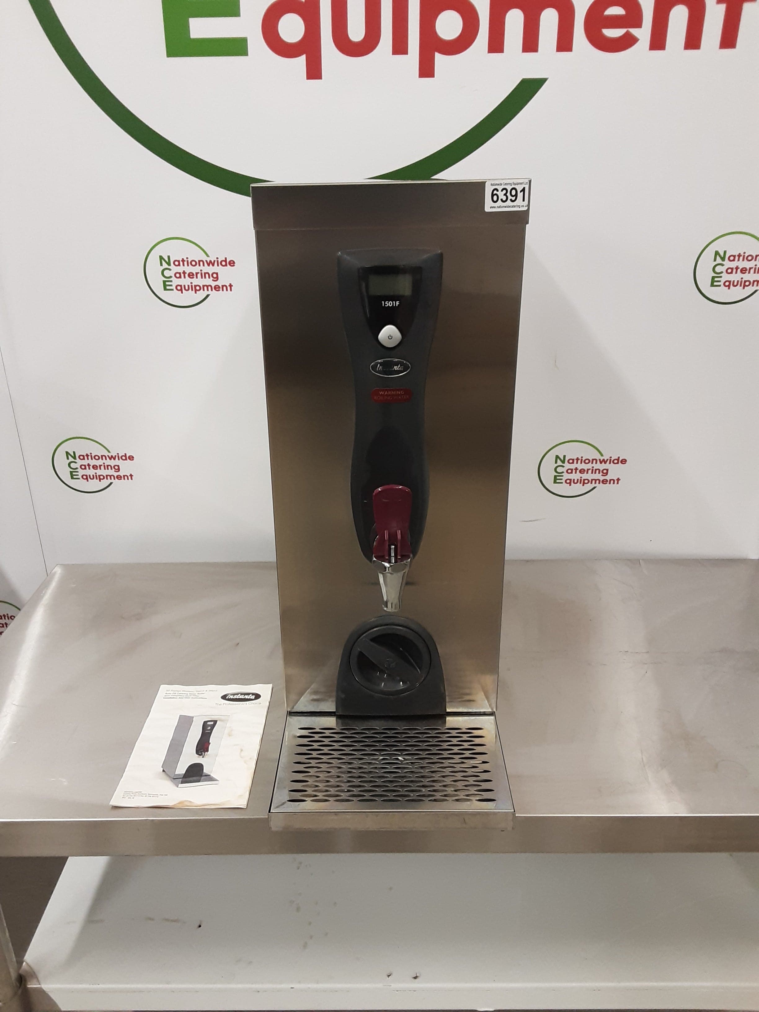 Instanta 1501F Auto Fed Water Boiler