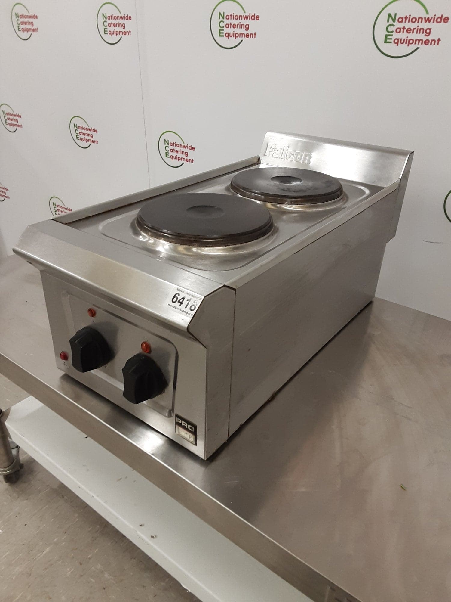 Falcon Pro-Lite Tabletop Two Zone 13amp Electric Stove, Model- F423 — image 4