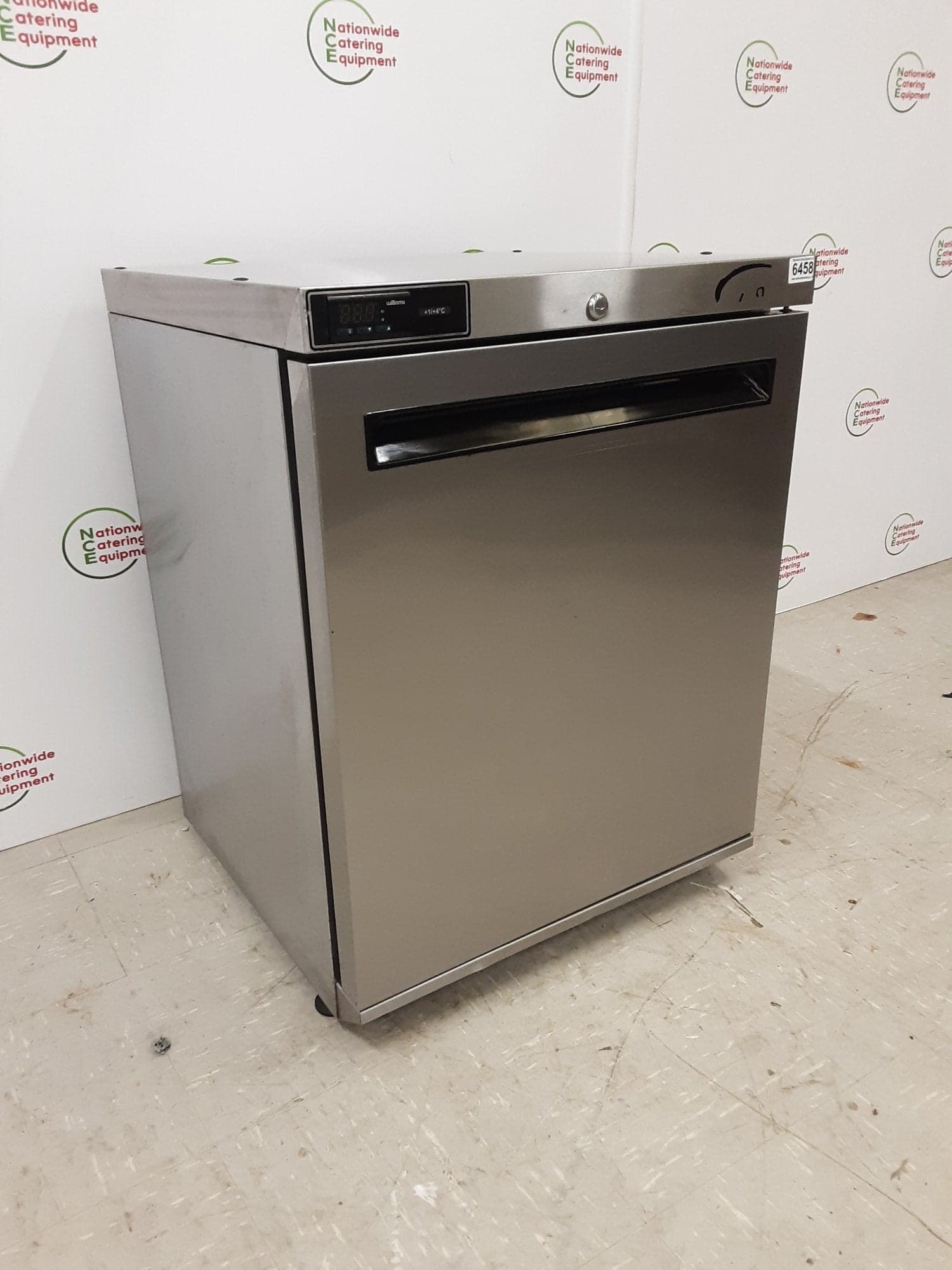 Williams Undercounter Fridge, Model- HA135 — image 2