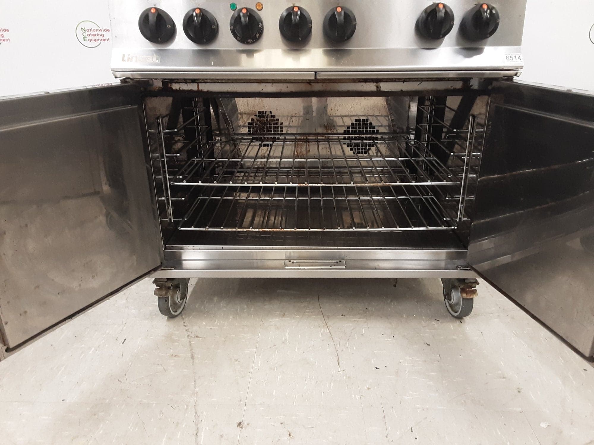 Lincat Opus Duel Fuel Natural Gas Six Burner Stove & Electric Convection Oven, Model- OD8007 — image 6