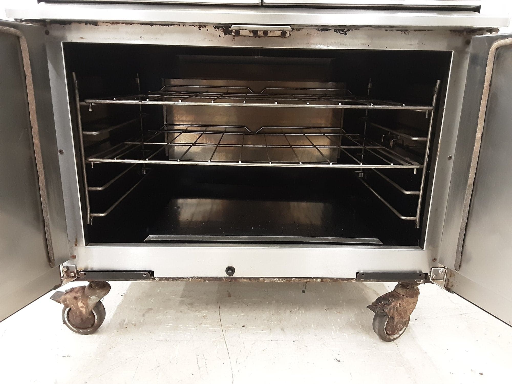 Falcon Dominator Six Burner Stove & Oven. Model- G2101 — image 6