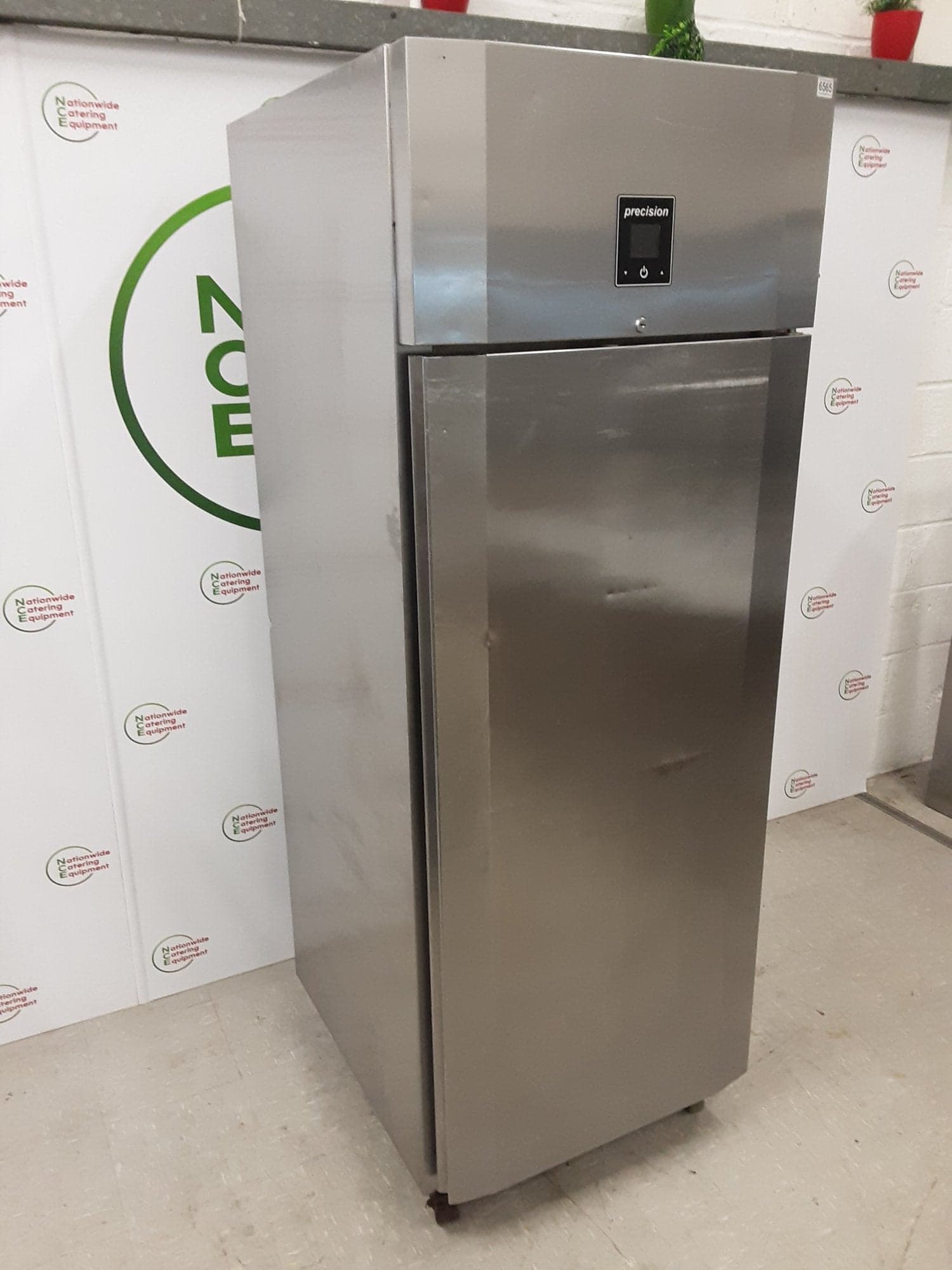 Precision Single Upright Fridge, Model- MPT601 — image 3