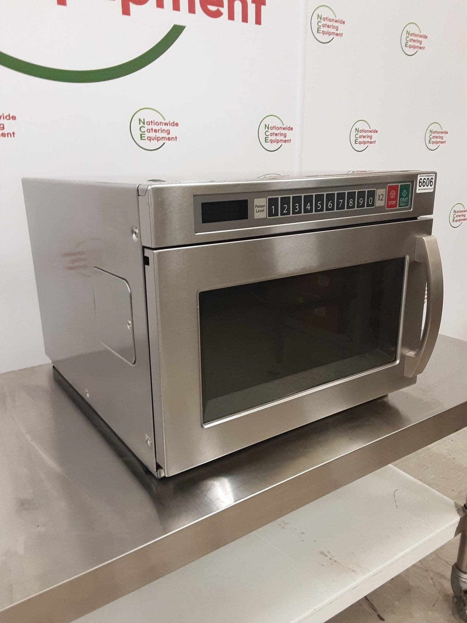 Daewoo 1850w Commercial Microwave, Model- KOM-9F85 — image 2