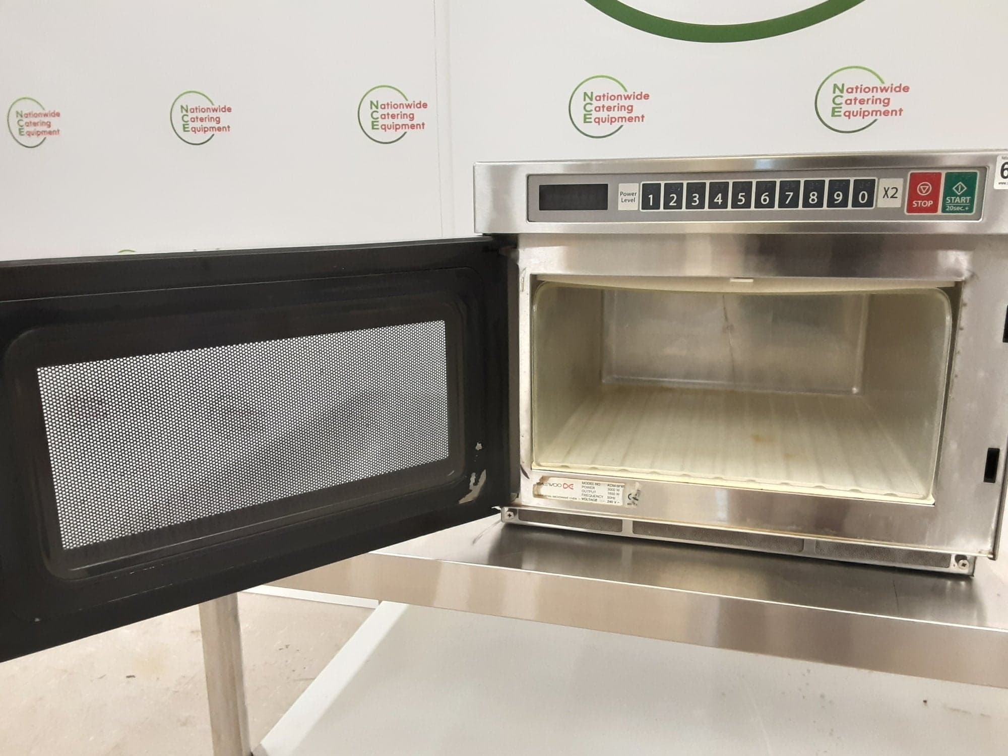 Daewoo 1850w Commercial Microwave, Model- KOM-9F85 — image 5