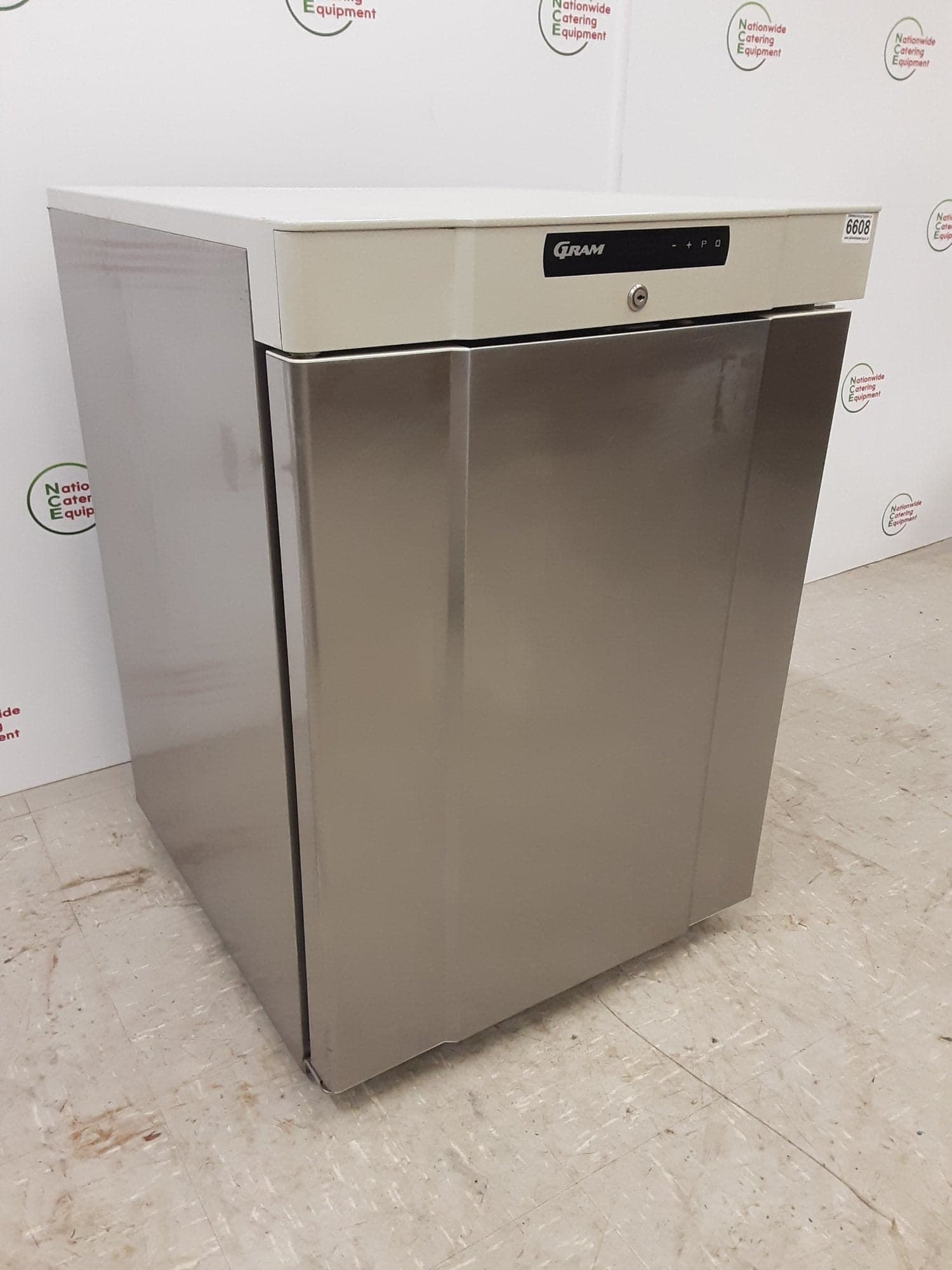 Gram Undercounter Fridge, 125L Capacity, Model- K210 — image 3