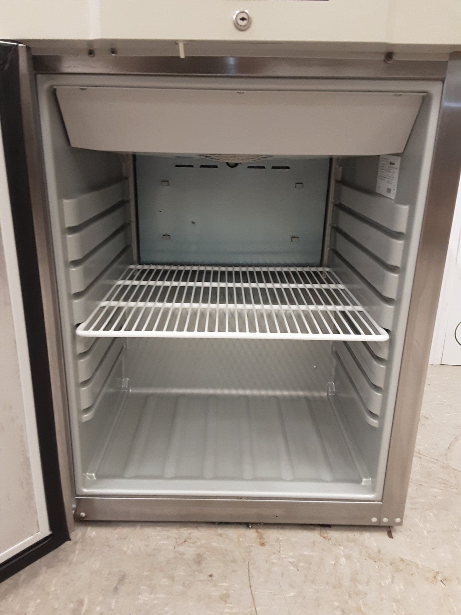 Gram Undercounter Fridge, 125L Capacity, Model- K210 — image 5