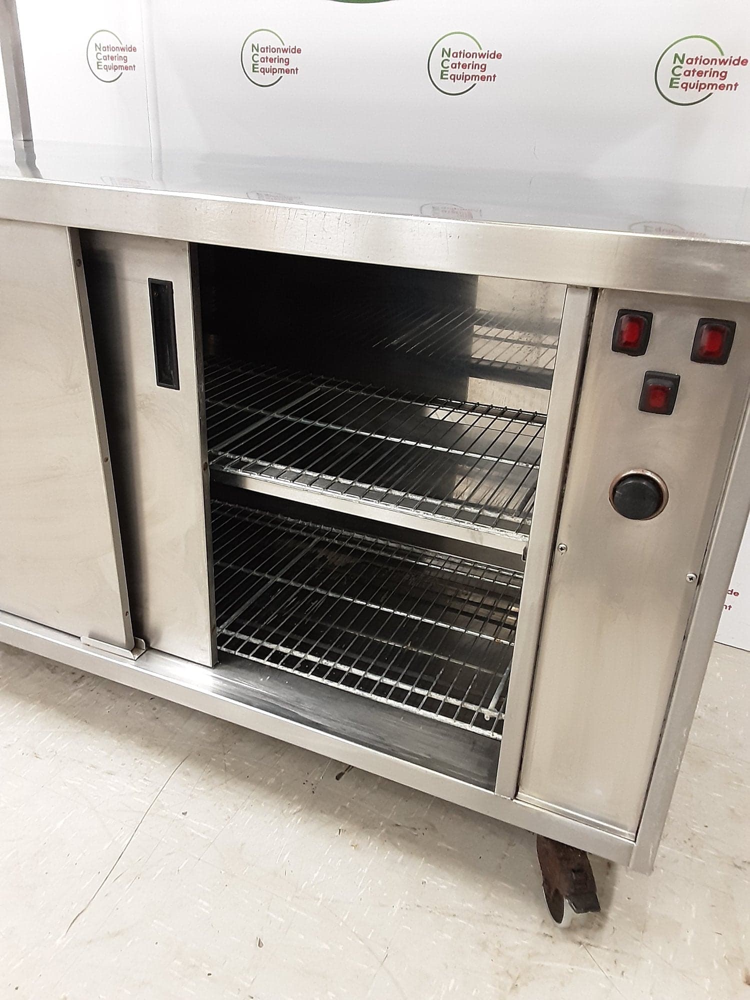Mobile Hotcupboard With Two Tier Heated Gantry Above, 13amp — image 5