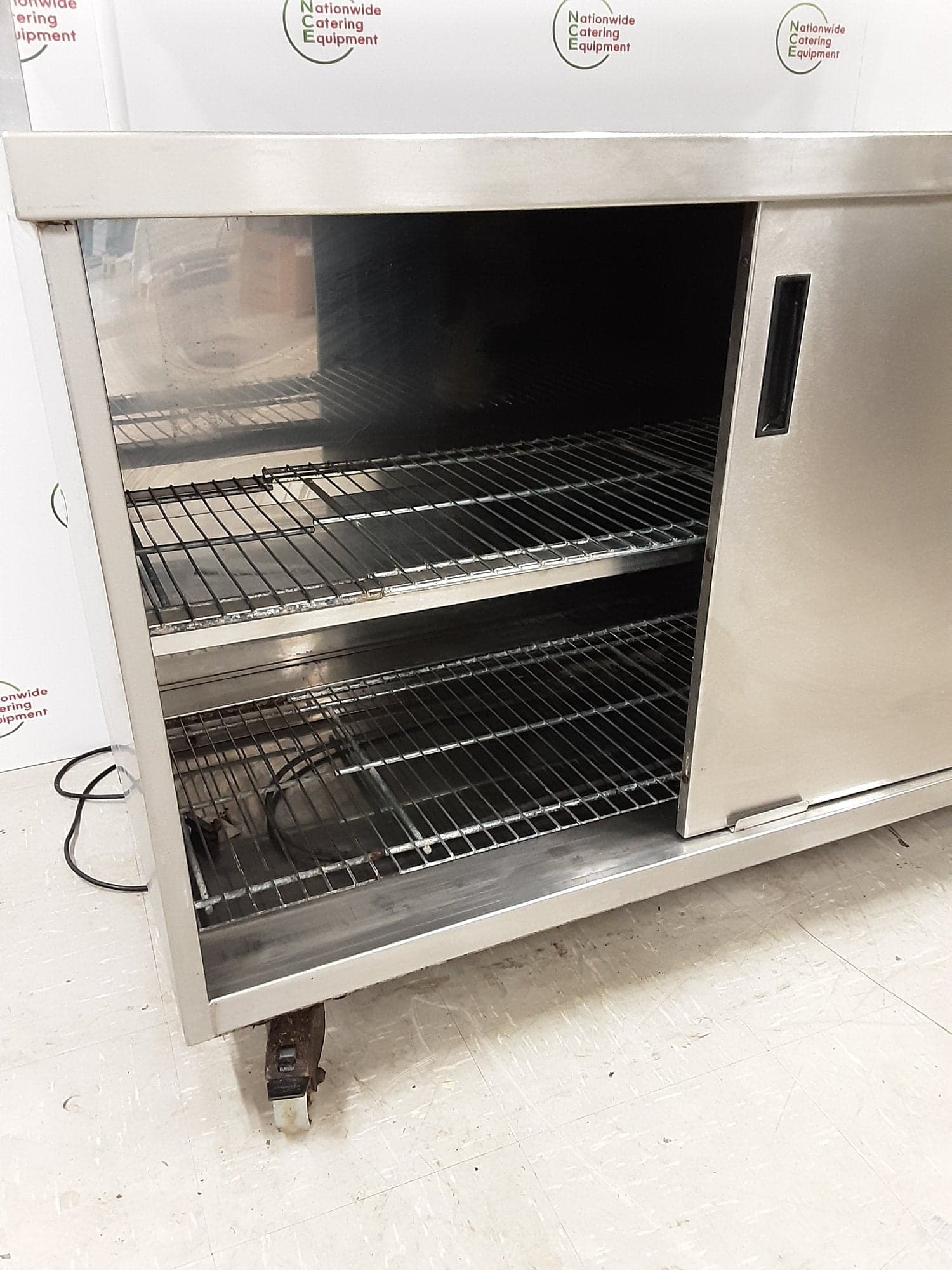 Mobile Hotcupboard With Two Tier Heated Gantry Above, 13amp — image 6