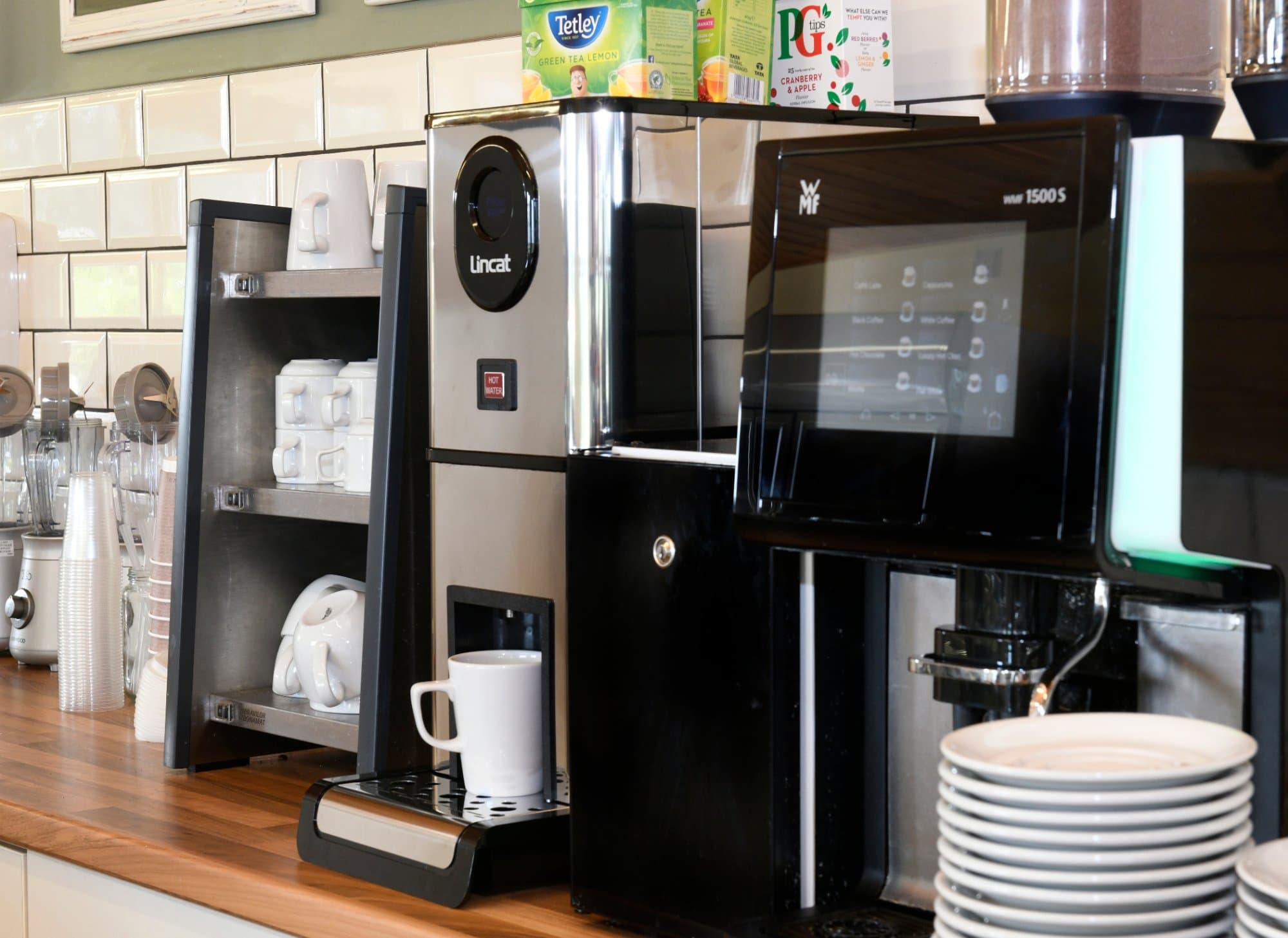 Lincat EB3FX/PB Countertop Push Button, Cup Model, Automatic Fill Water Boiler, 3kw — image 3