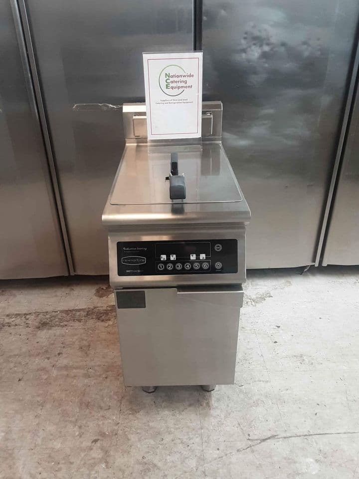 Rex Martins Single Tank Induction Fryer - Three Phase. Ex-Demo Unit (2479) — image 1
