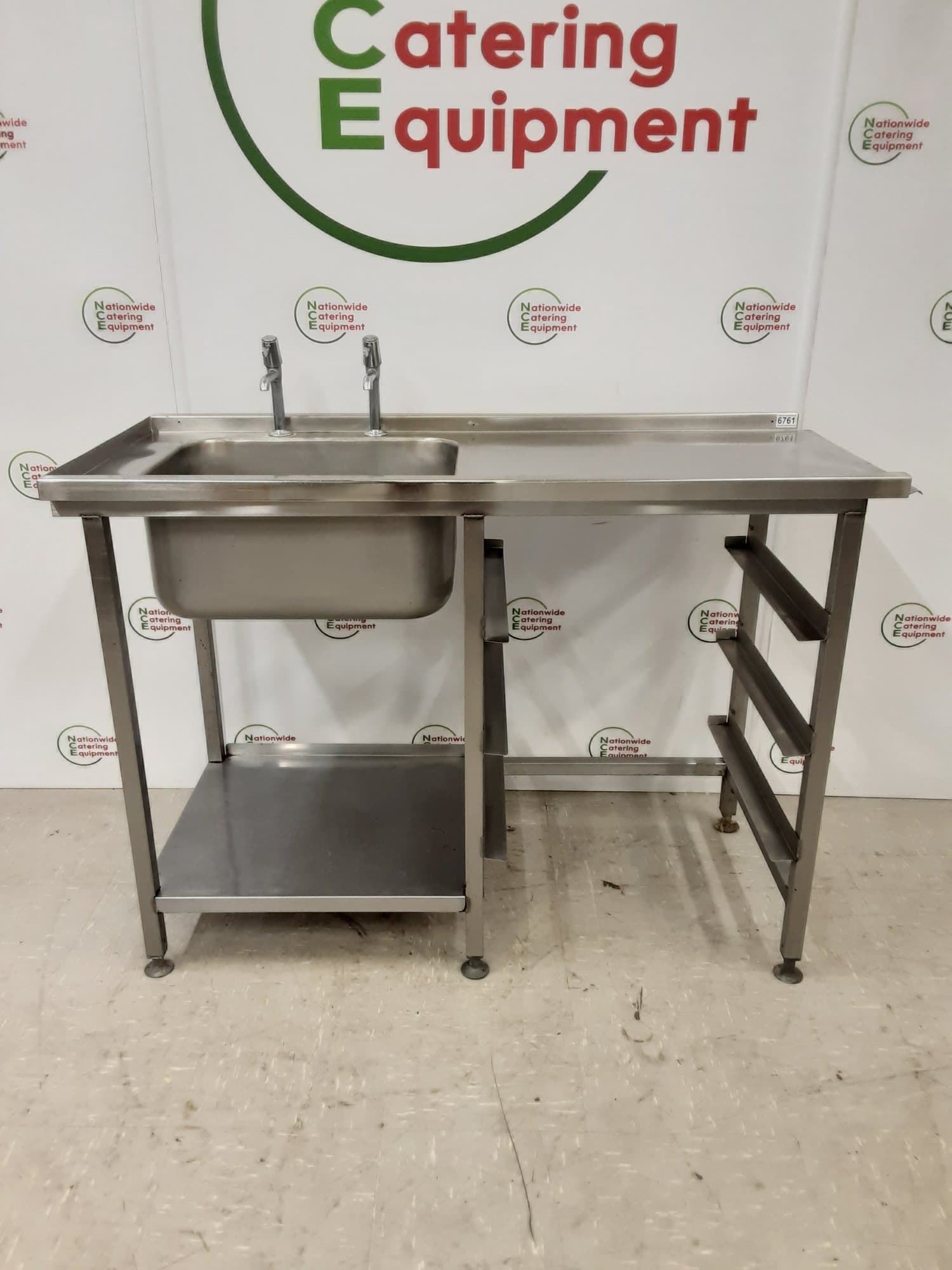Stainless Steel Dishwasher Entry Sink With Racking 127x57cm — image 1
